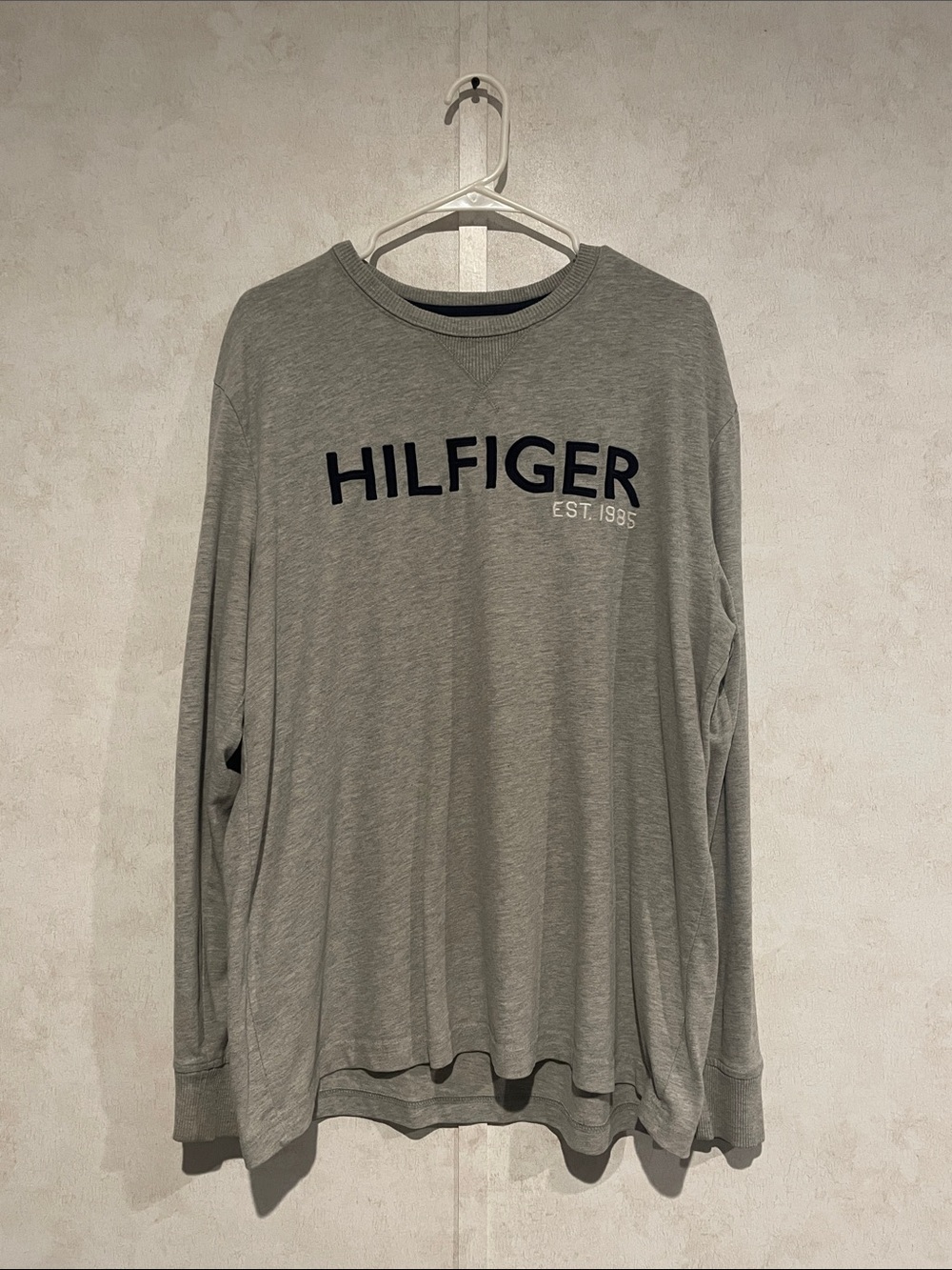 Tommy Hilfiger Gray Crewneck Sweatshirt with Navy Logo